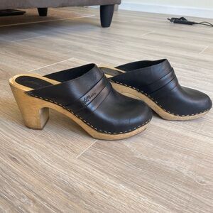 LL Bean vintage clogs